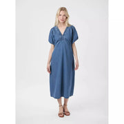 Neo Noir Illana Denim Midi-Kleid – Geraffter V-Ausschnitt Puffärmel A-Linie | Damen
