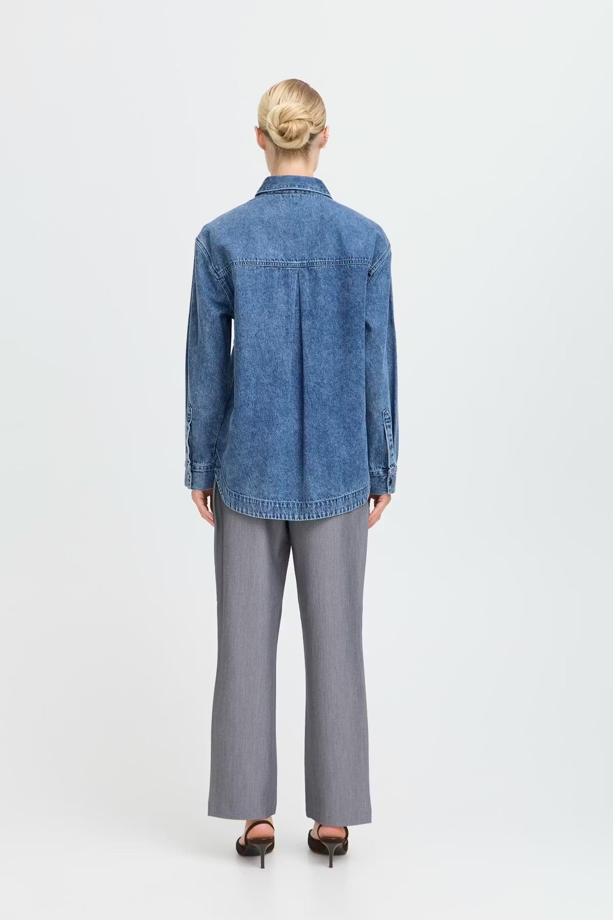 b.young Bykapuca Oversize-Jeanshemd – Mittelblau