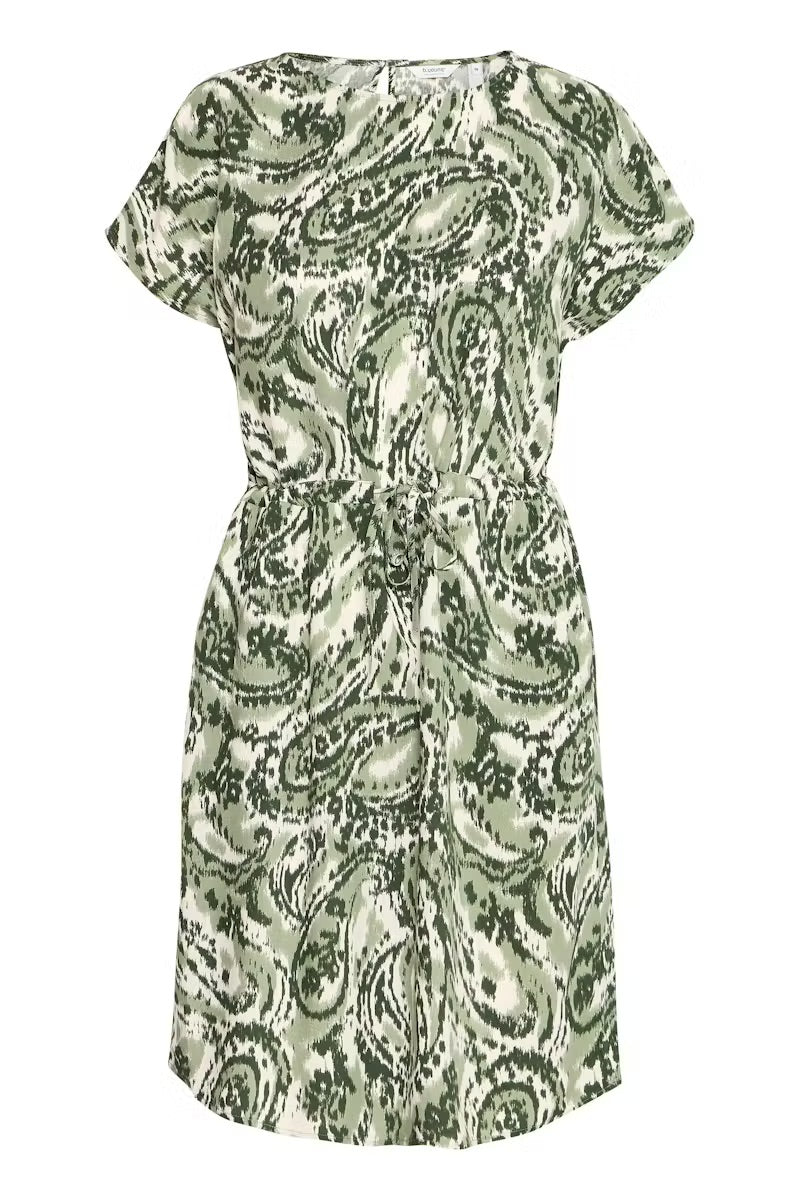 b.young BYMMJOELLA Kleid - Grünes Paisley-Muster