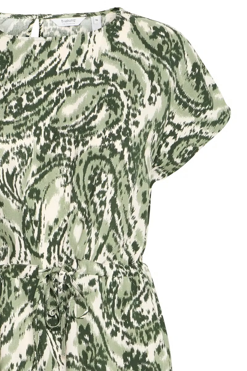 b.young BYMMJOELLA Kleid - Grünes Paisley-Muster