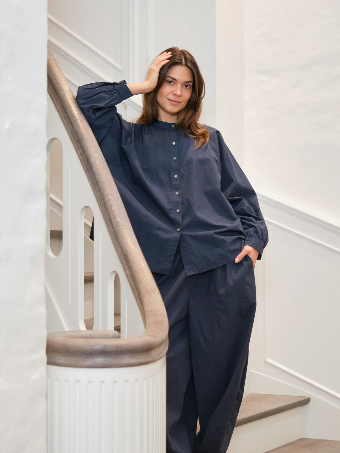 Neo Noir Prina C Damenhose aus Baumwollpopeline – Marineblau