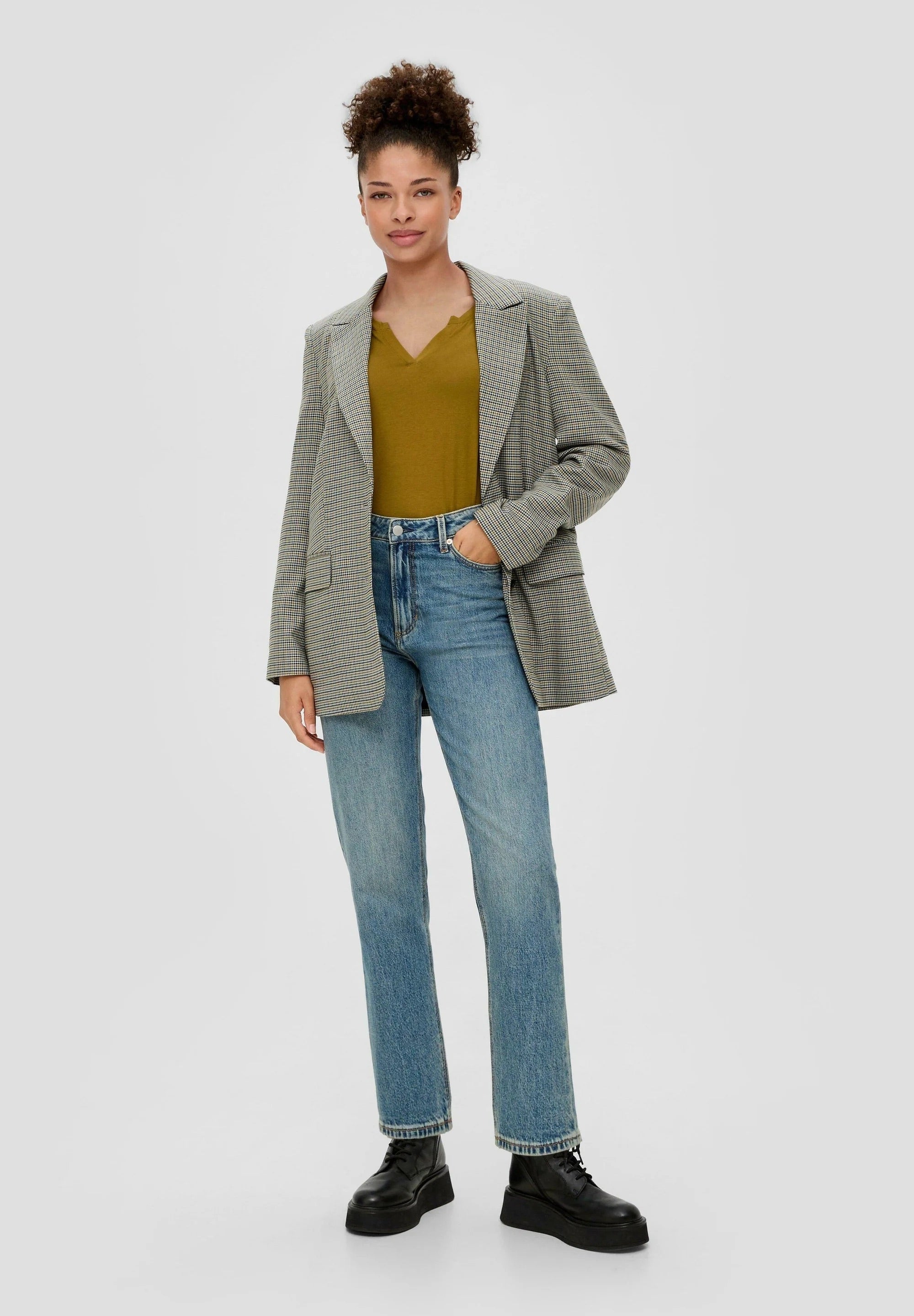 QS by s.Oliver Langarmshirt mit Tunika-Ausschnitt – Guacamole