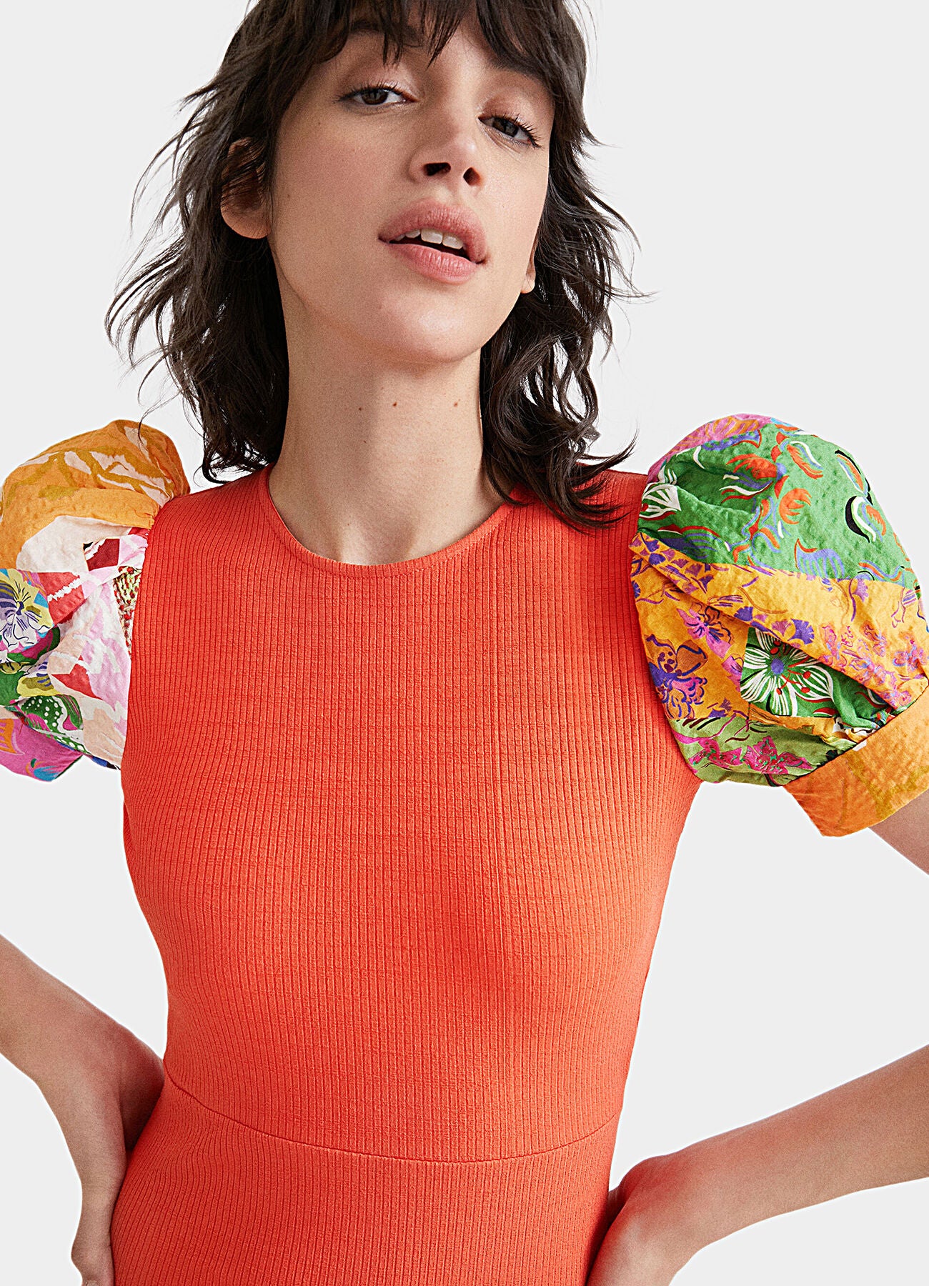 Desigual Geripptes Midi-Kleid mit offener Rückenpartie und floralen Puffärmeln – Orange