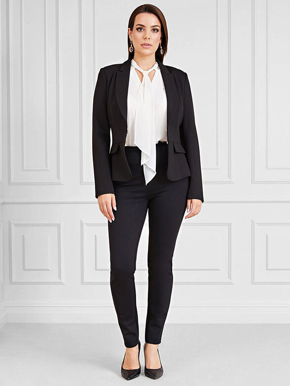 Marciano by GUESS – FARAH schwarzer taillierter Blazer (karcsúsított fazon)