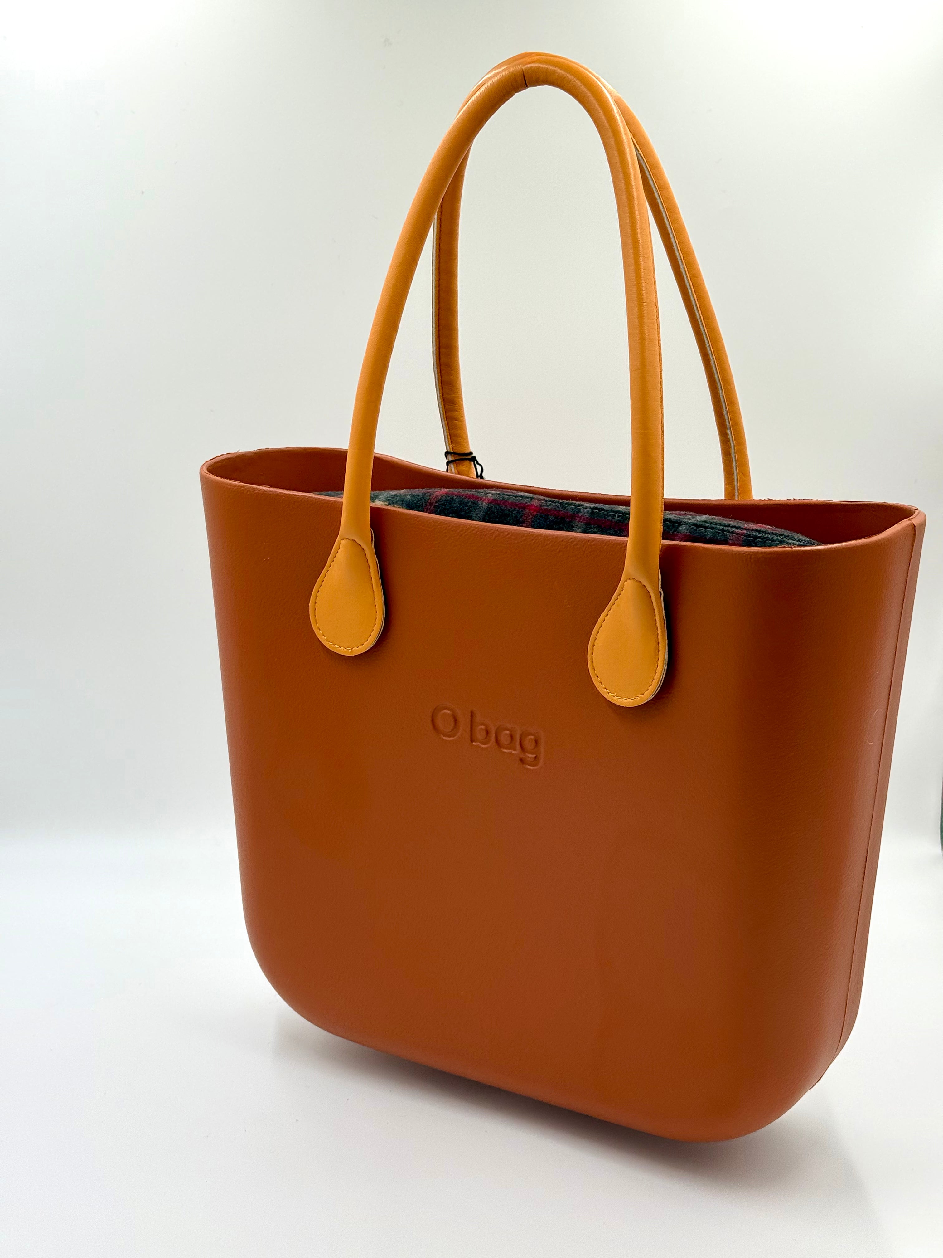 Bruciato O bag Classic – beige/nude Handtasche mit karierter Innentasche mit Reißverschluss