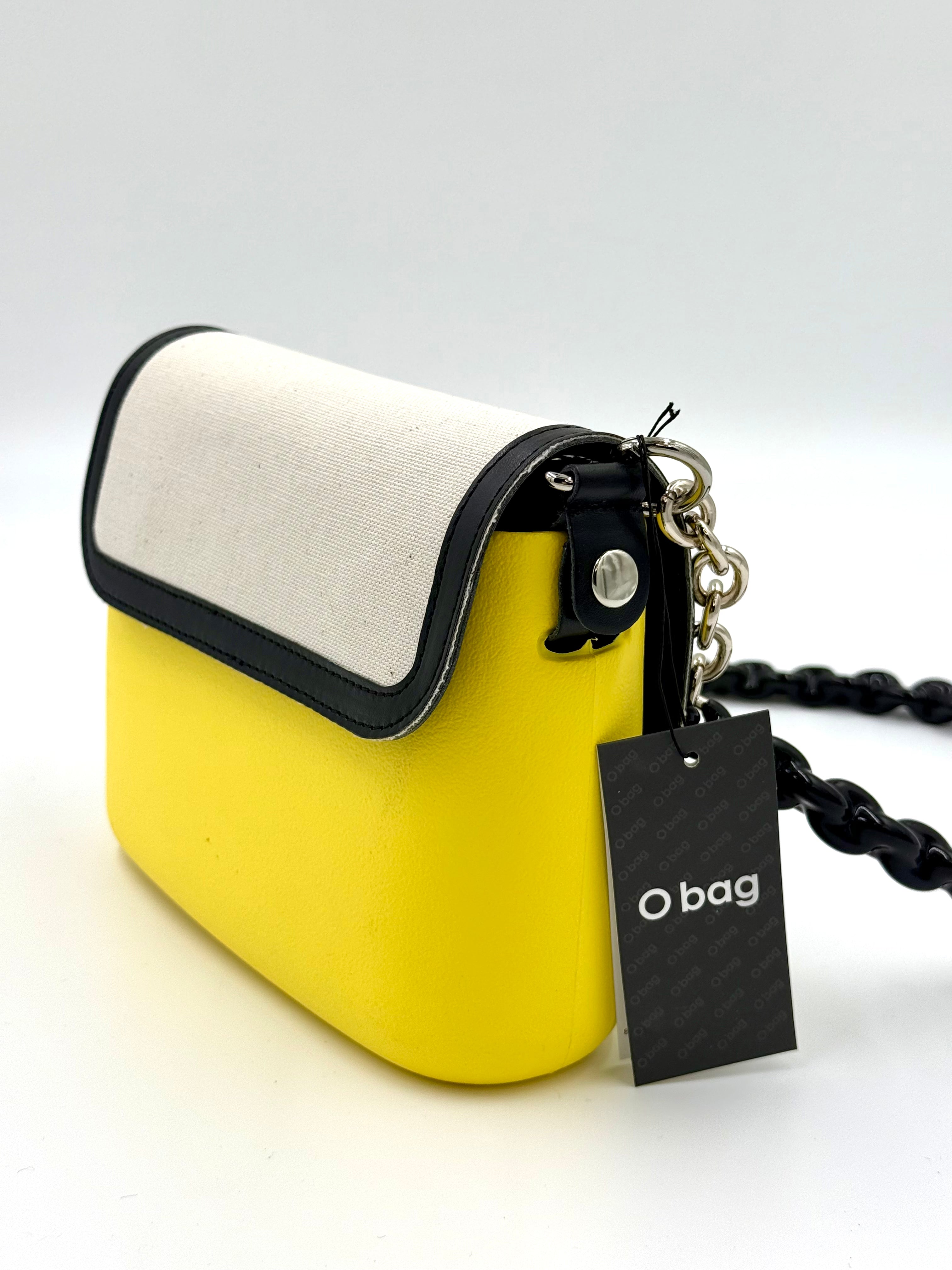 O bag Pocket Mini-Tasche – zitronengelber Taschenkörper, weiße Klappe, schwarzer Kettenriemen