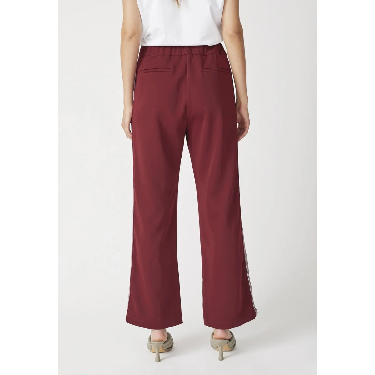 Co'couture Amina Wide-Leg-Bundfaltenhose – Burgund