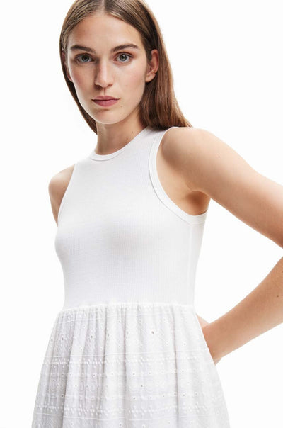 Desigual Geripptes Oberteil mit Lochstickerei Midikleid – Weiß