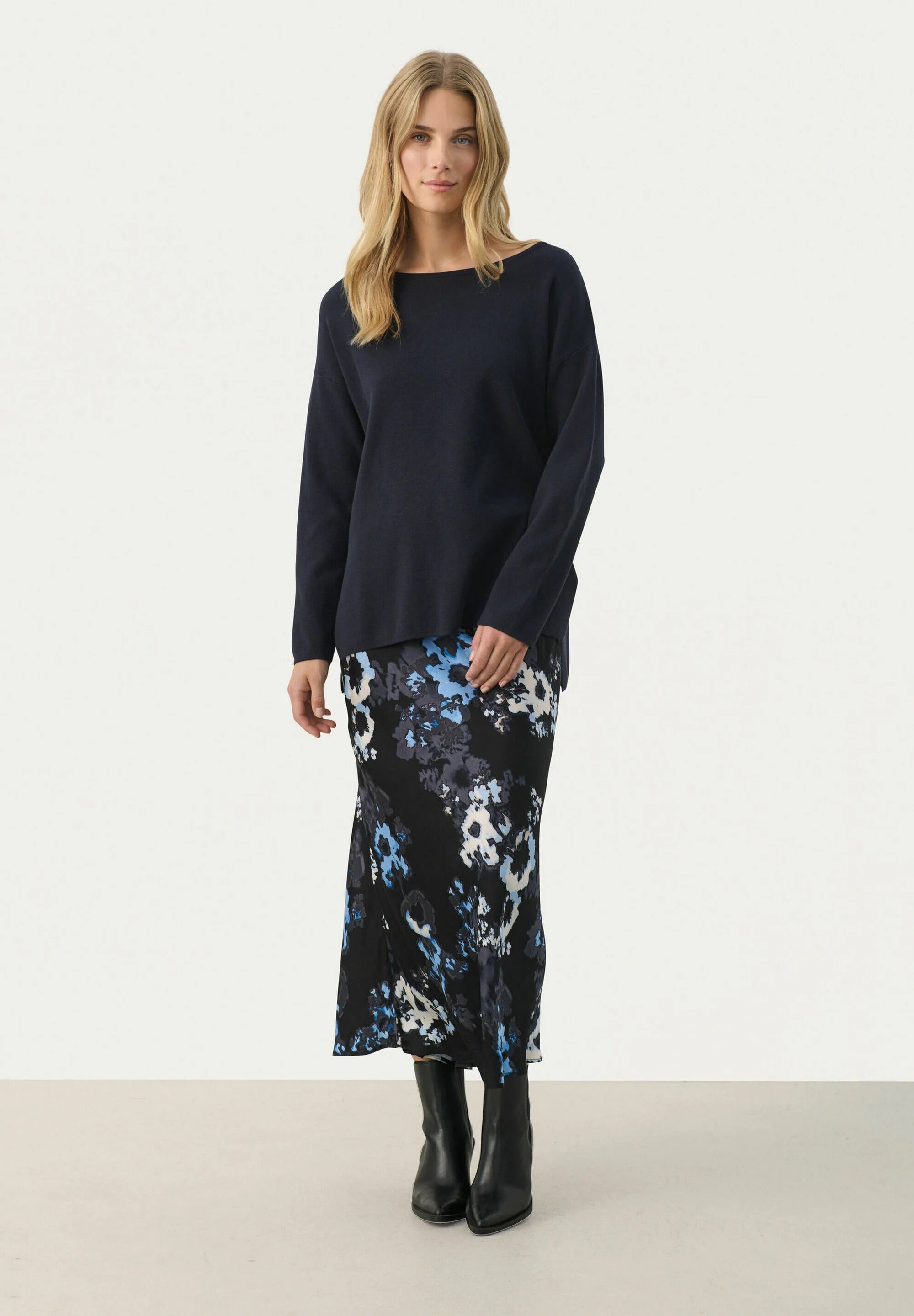 Part Two Klarra Pullover – Dunkelblauer Oversize-Pullover