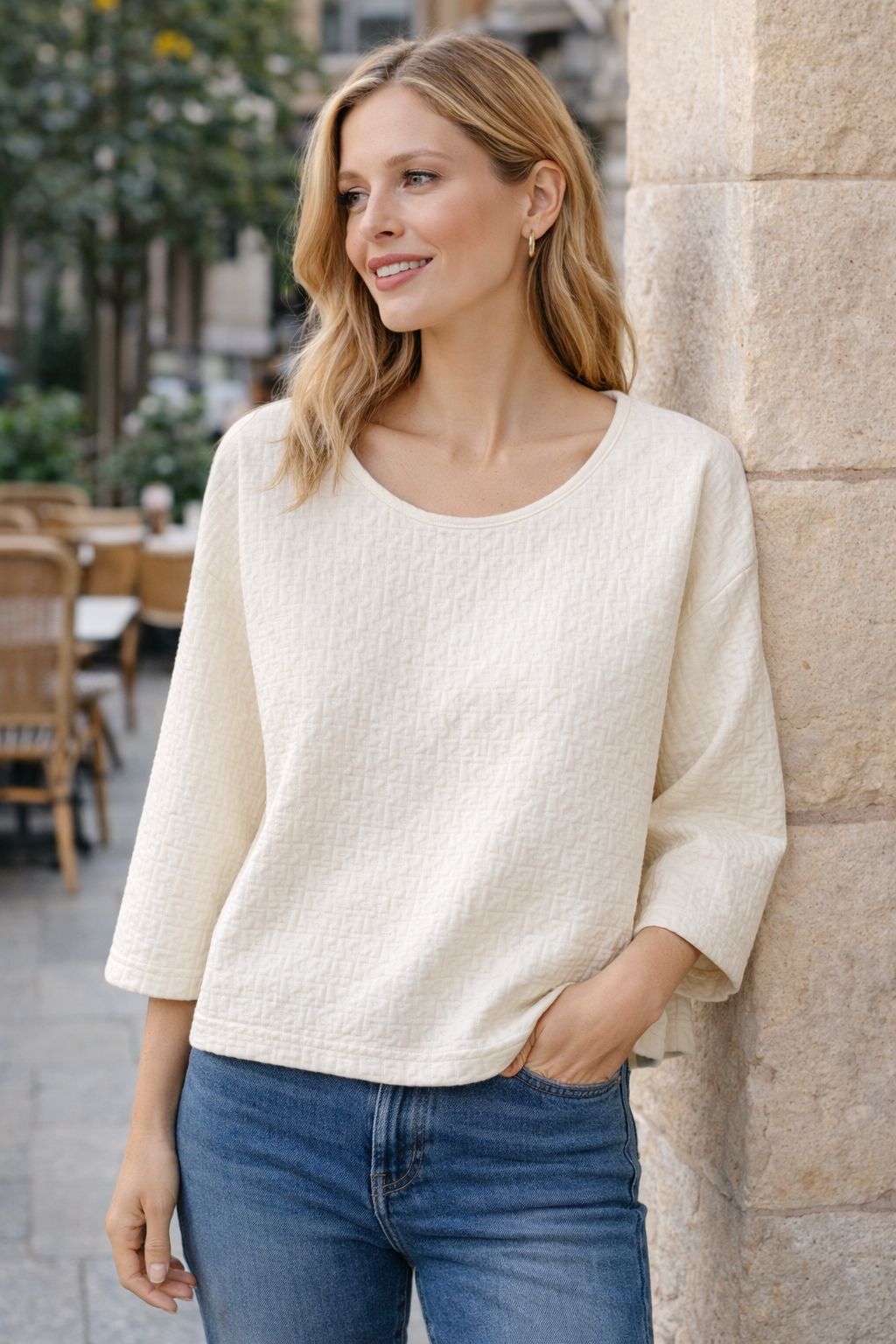 Rinascimento Strukturiertes Cropped-Top mit 3/4-Ärmeln – Creme